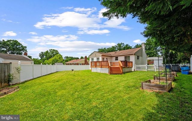 3223 HOLLY HILL DR, Falls Church, VA 22042