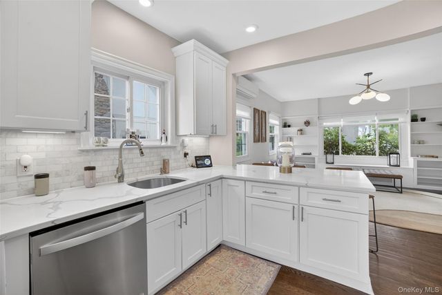 20 Raynor Avenue, Mount Vernon, NY 10552