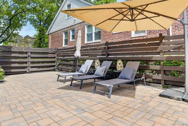 20 Raynor Avenue, Mount Vernon, NY 10552