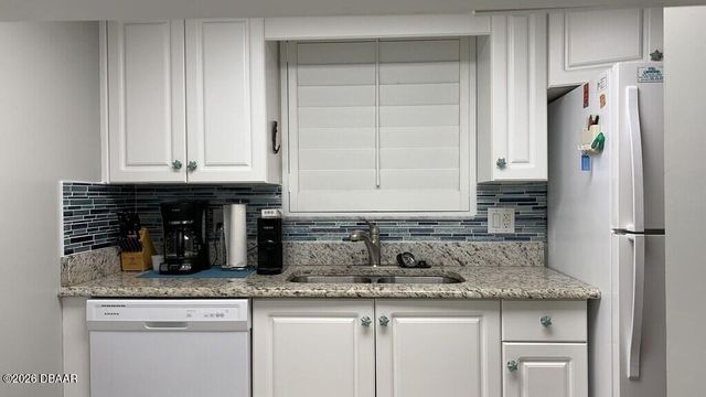 935 Ocean Shore Blvd Apt 304, Ormond Beach, FL 32176