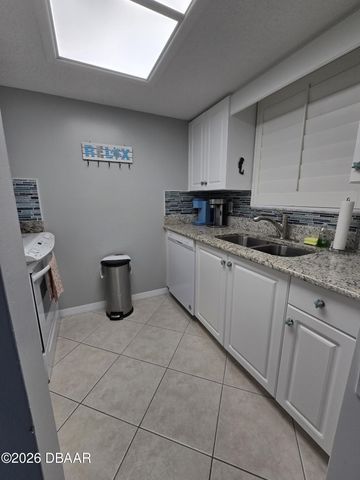 935 Ocean Shore Blvd Apt 304, Ormond Beach, FL 32176