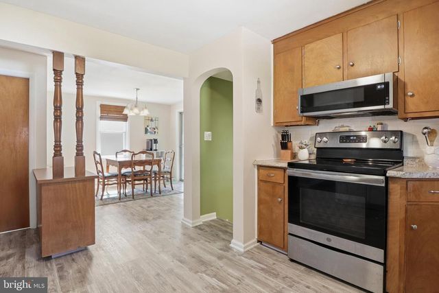 110 FAME AVE, Hanover, PA 17331
