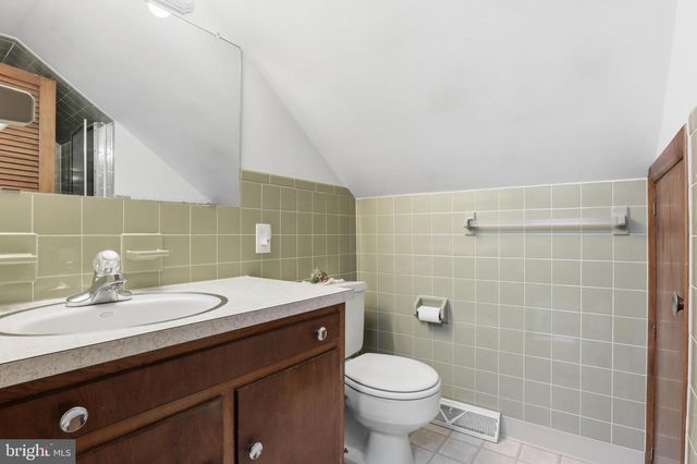 110 FAME AVE, Hanover, PA 17331