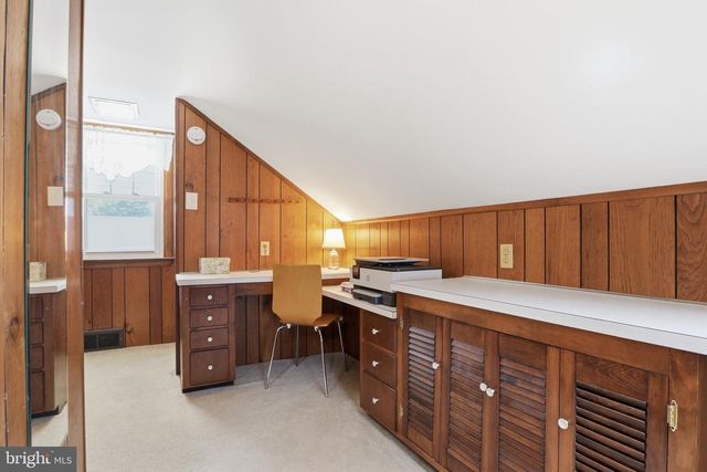 110 FAME AVE, Hanover, PA 17331