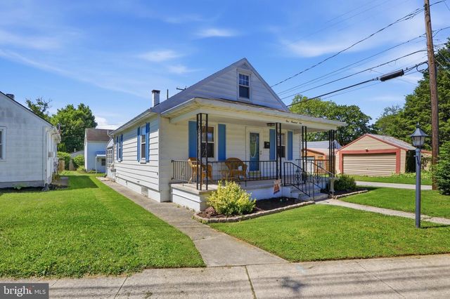 110 FAME AVE, Hanover, PA 17331