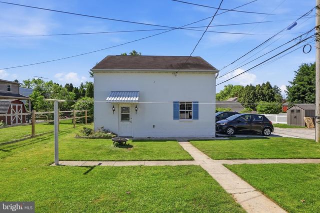 110 FAME AVE, Hanover, PA 17331