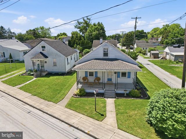 110 FAME AVE, Hanover, PA 17331