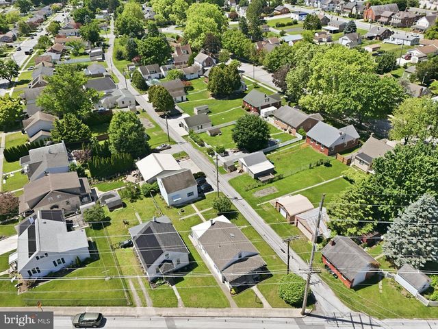 110 FAME AVE, Hanover, PA 17331