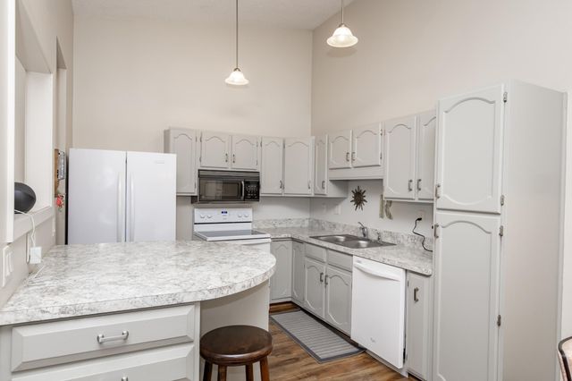 1419 23rd Street S, Fargo, ND 58103