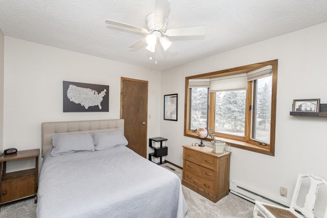 1419 23rd Street S, Fargo, ND 58103