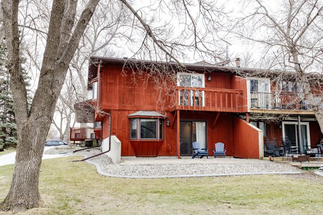 1419 23rd Street S, Fargo, ND 58103