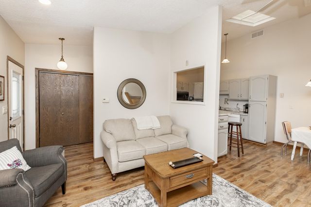 1419 23rd Street S, Fargo, ND 58103