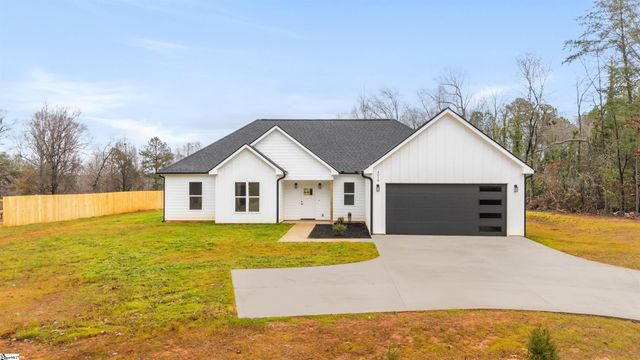 4018 Chesnee Highway, Chesnee, SC 29323
