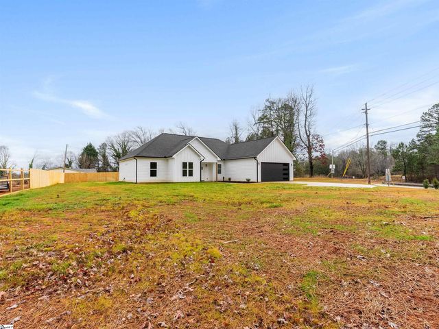 4018 Chesnee Highway, Chesnee, SC 29323