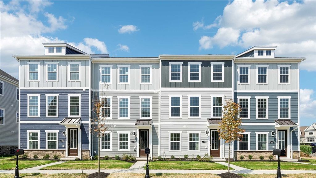 524 Cooper St, Mccandless, PA 15090