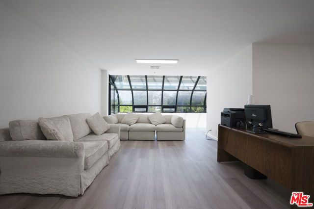 880 W 1st Street 622, Los Angeles, CA 90012