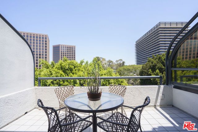 880 W 1st Street 622, Los Angeles, CA 90012