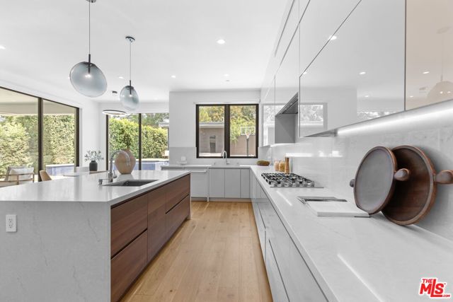 4854 Alonzo Avenue, Encino (los Angeles), CA 91316