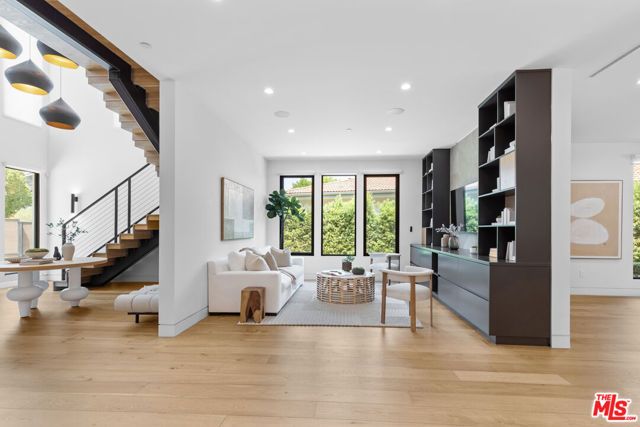 4854 Alonzo Avenue, Encino (los Angeles), CA 91316