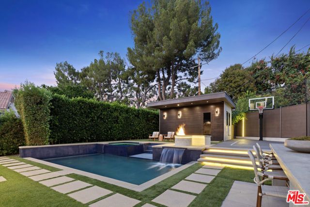 4854 Alonzo Avenue, Encino (los Angeles), CA 91316