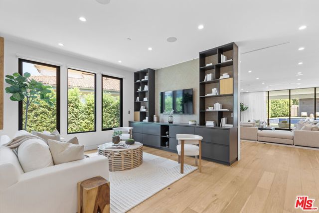 4854 Alonzo Avenue, Encino (los Angeles), CA 91316