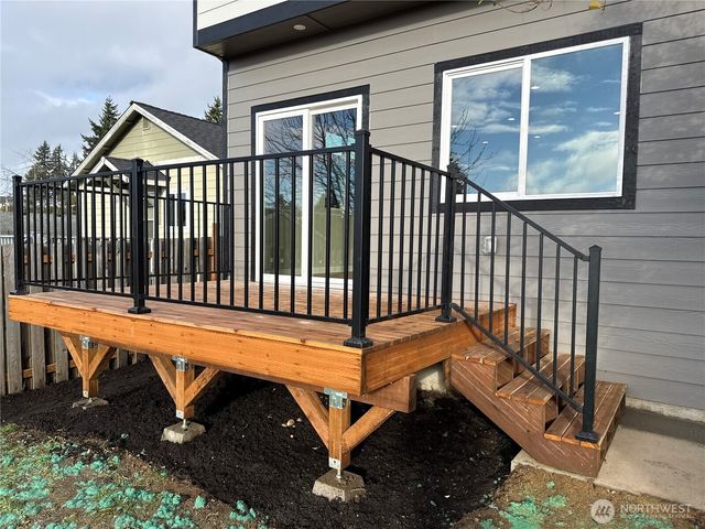 3701 W E Street, Bremerton, WA 98312