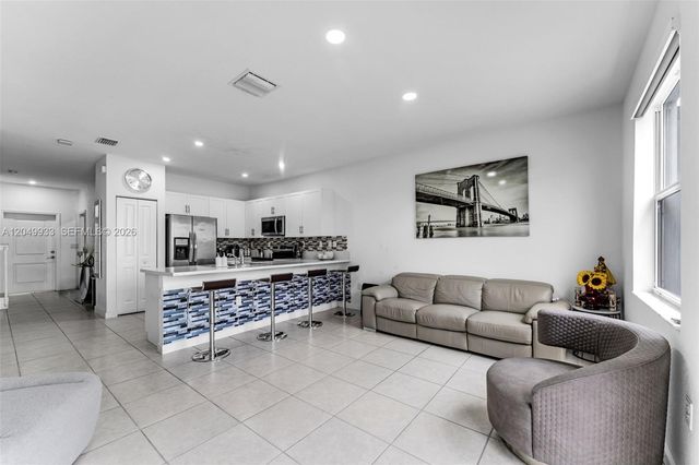 1461 SE 26th Rd, Homestead, FL 33035