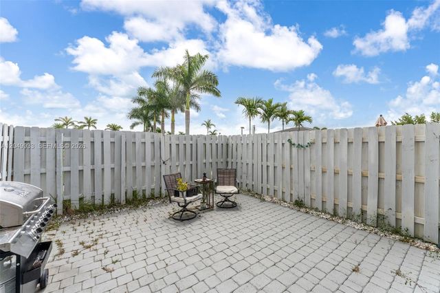 1461 SE 26th Rd, Homestead, FL 33035