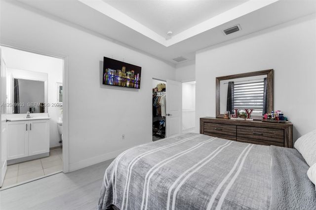1461 SE 26th Rd, Homestead, FL 33035
