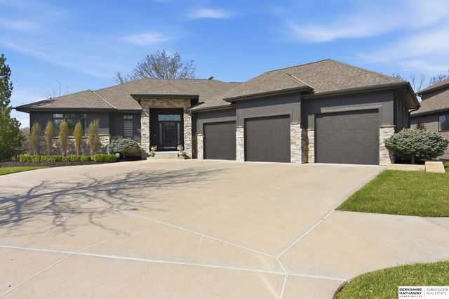 18850 Vinton Street, Omaha, NE 68130