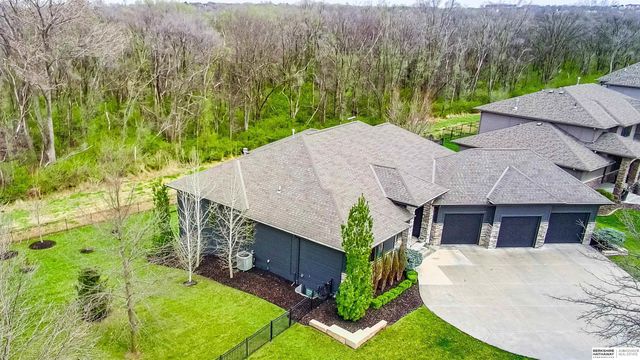 18850 Vinton Street, Omaha, NE 68130
