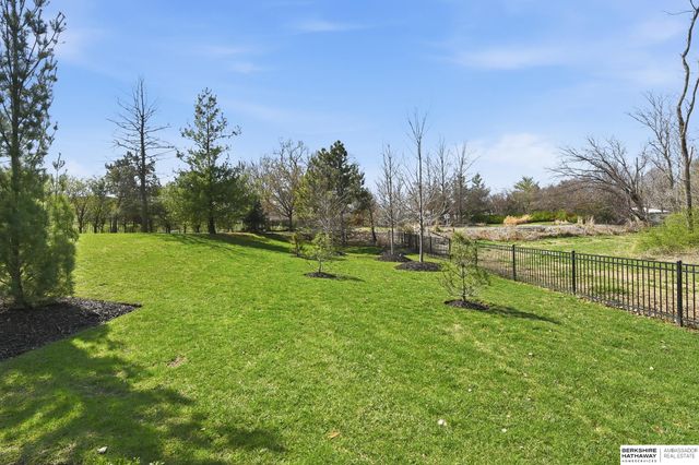 18850 Vinton Street, Omaha, NE 68130