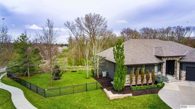 18850 Vinton Street, Omaha, NE 68130
