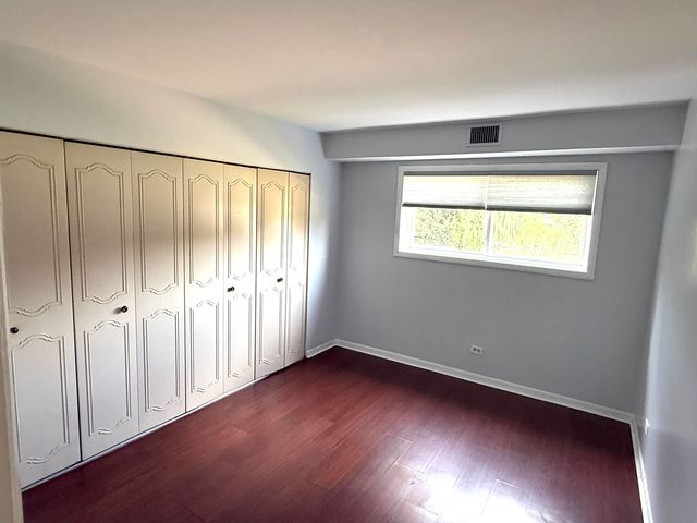 4500 BEAU MONDE Drive 101, Lisle, IL 60532