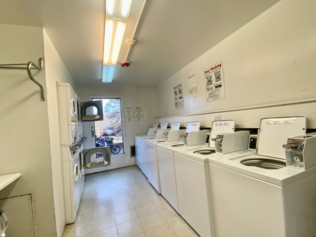 4500 BEAU MONDE Drive 101, Lisle, IL 60532