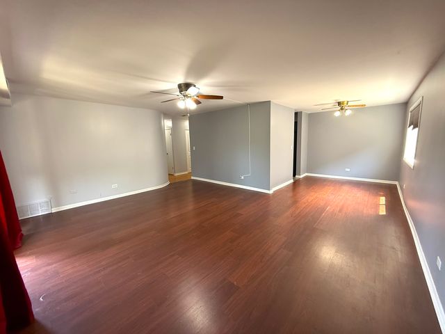 4500 BEAU MONDE Drive 101, Lisle, IL 60532