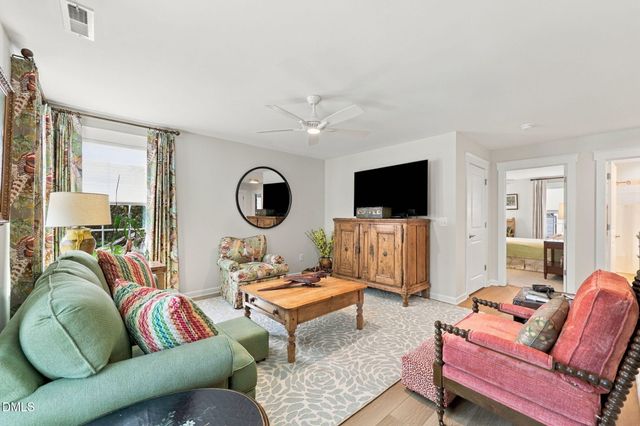1422 Reading Court, Burlington, NC 27217