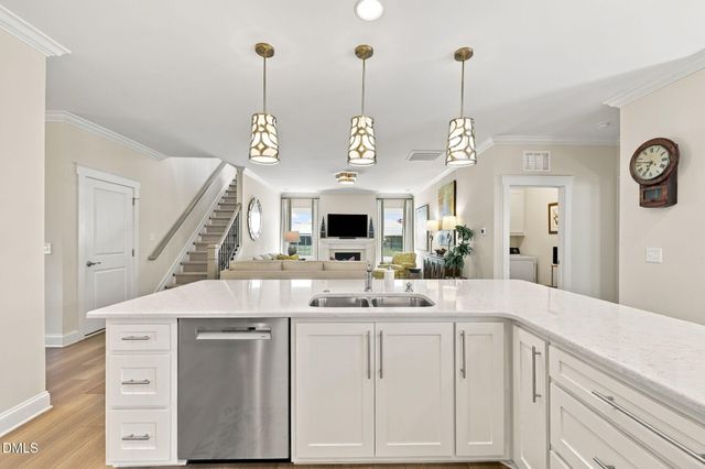 1422 Reading Court, Burlington, NC 27217