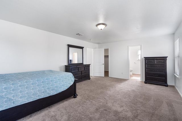 5608 Sunday Silence DR, Del Valle, TX 78617