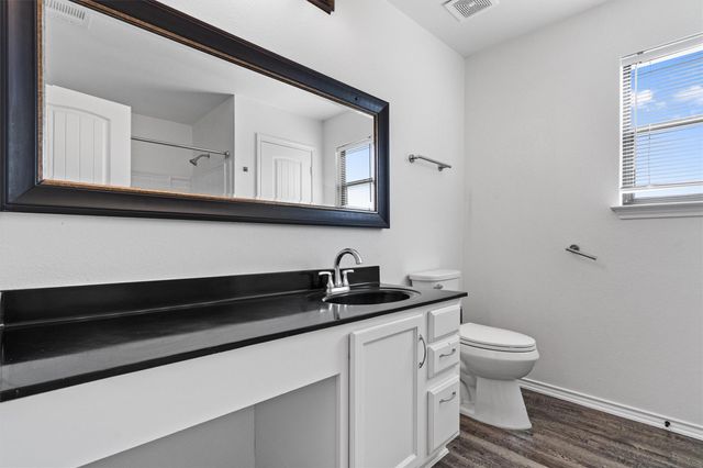 5608 Sunday Silence DR, Del Valle, TX 78617