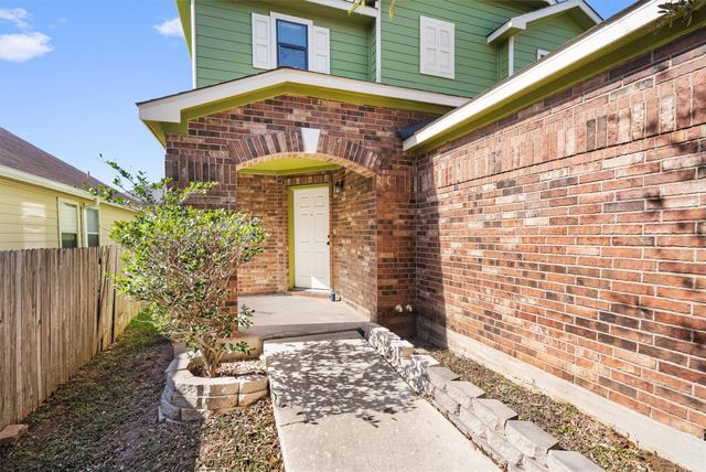 5608 Sunday Silence DR, Del Valle, TX 78617