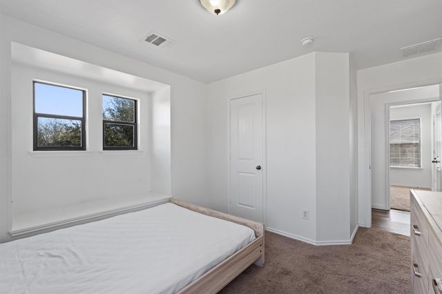 5608 Sunday Silence DR, Del Valle, TX 78617