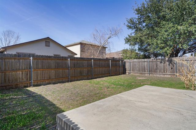 5608 Sunday Silence DR, Del Valle, TX 78617