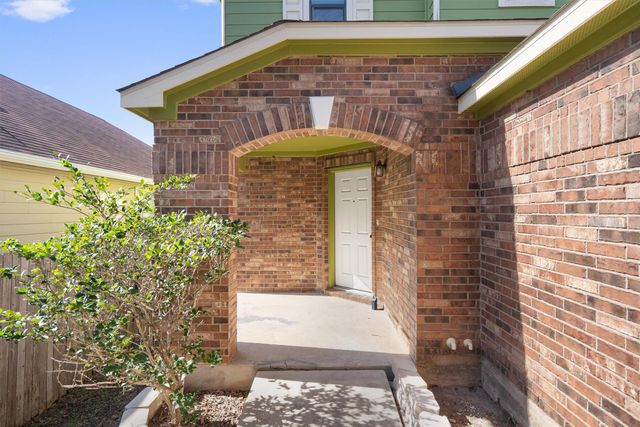 5608 Sunday Silence DR, Del Valle, TX 78617