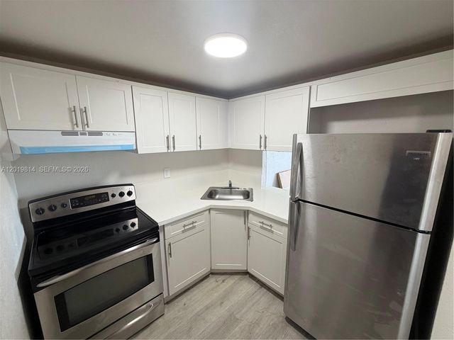 801 NW 47th Ave 814W, Miami, FL 33126