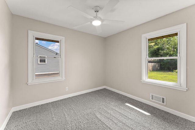 5906 Dupont Avenue N, Brooklyn Center, MN 55430