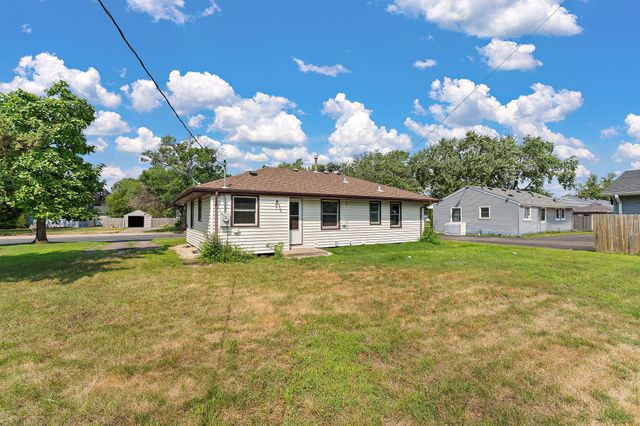 5906 Dupont Avenue N, Brooklyn Center, MN 55430
