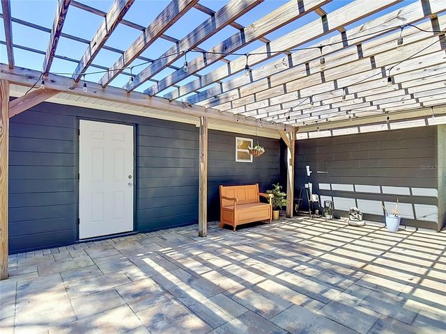 135 CONNIE AVENUE, Tampa, FL 33613