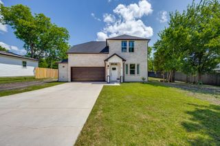 311 W Thomas Street, Leonard, TX 75452