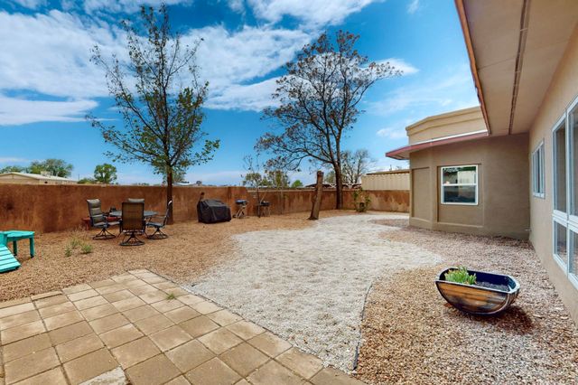 23 County Road 108, Espanola, NM 87532